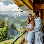 Almwelt Austria 4*