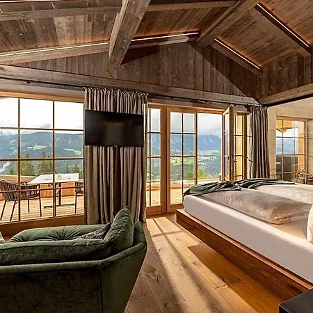 Almwelt Austria 4*
