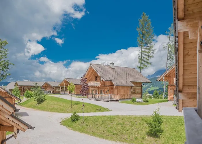 Отель Almwelt Austria 4*